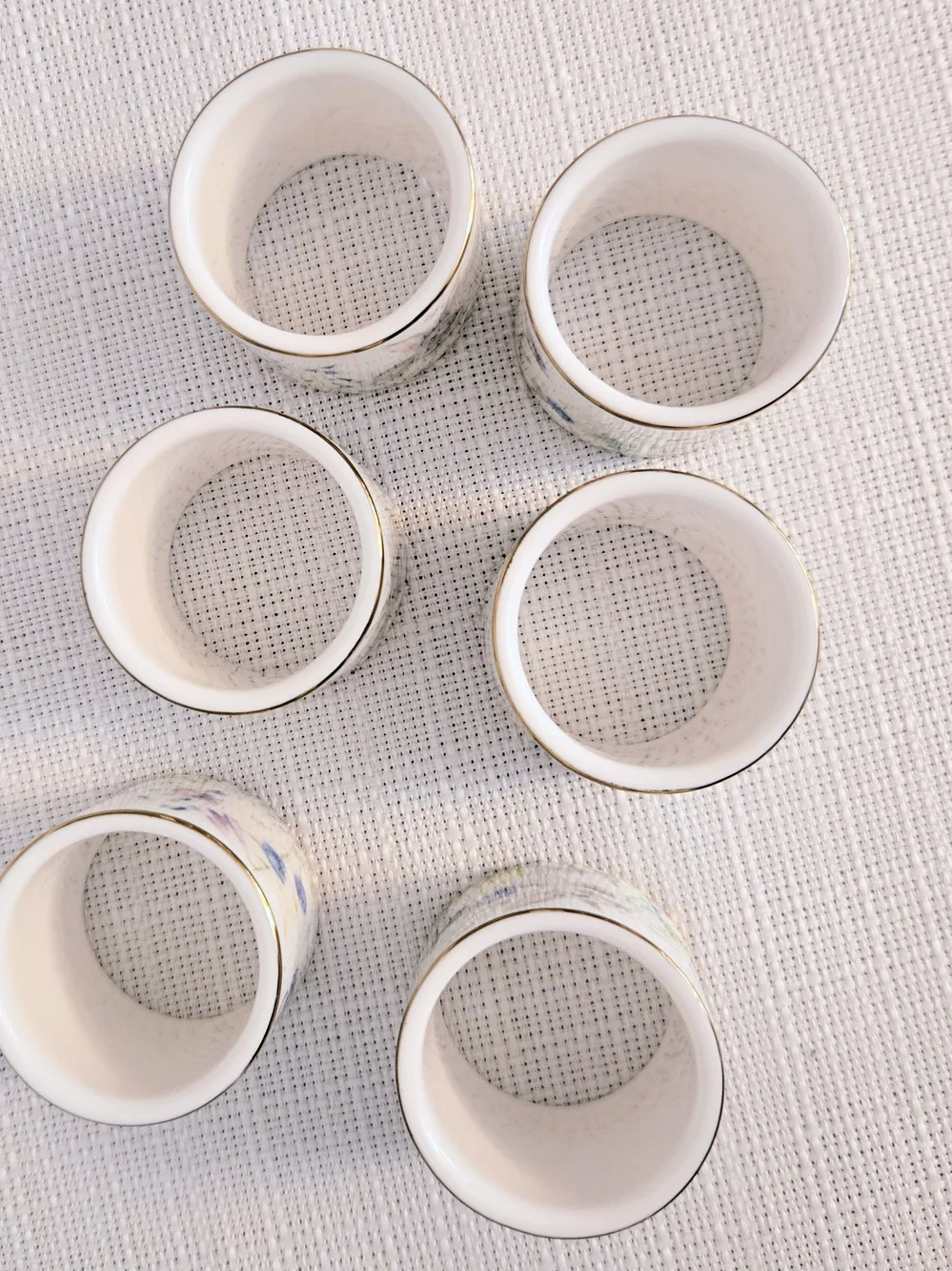 William Sonoma Floral Meadow Napkin Rings Set Of 6 Porcelain Butterfly Rabbit